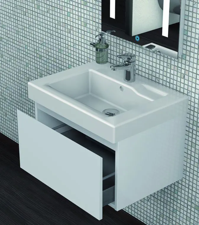 mala koupelna podivejte se jak do ni dostat vsechno potrebne prozeny