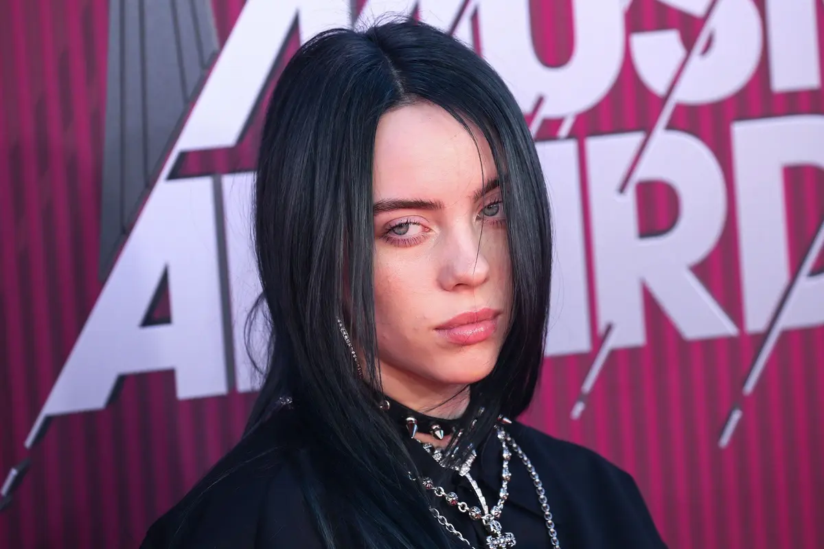 Billie Eilish Sedmnactileta Zpevacka Kterou Vsichni Miluji
