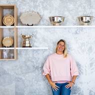 Na své trofeje z tenisových turnajů si Andrea Sestini Hlaváčková nechala vyrobit policový systém na míru