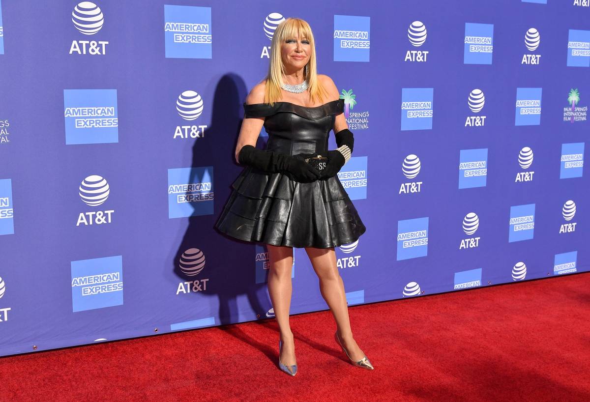 Odvaha Suzanne Somers nechyběla a ani ve vyšším věku se nebála minidélky