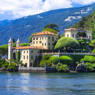Lago di Como láká nejen turisty, ale také boháče i filmaře…