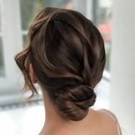 Jednoduchý, ale efektní drdol podle Petry Soukupové.