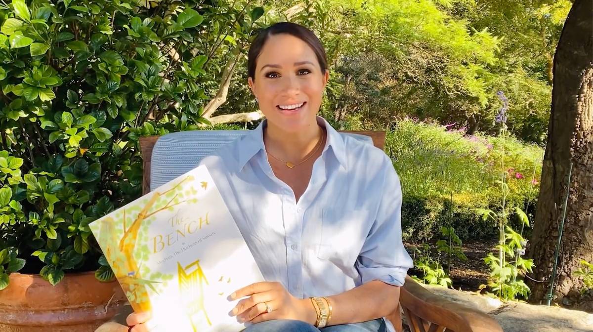 Vévodkyně Meghan a její kniha The Bench, kde z pohledu matky popisuje, jak postupně vzniká zvláštní pouto mezi synem a otcem