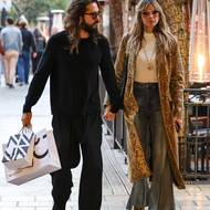 Heidi Klum vyrazila na dárky s manželem