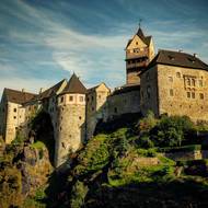 Hrad Loket je plný skřítků a duchů, nechybí ani strašidelná mučírna