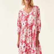 Šaty z viskózy Tatuum, 2699 Kč.