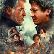 V napínavém dramatu Stopy spravedlnosti si Pierce Brosnan zahrál s hvězdou akčňáků Jackiem Chanem.