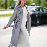 Delší trenčkot využijete k nejrůznějším módním kombinacím