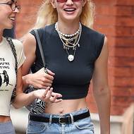 Vrstvené náhrdelníky podle modelky Gigi Hadid