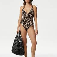 Plavky s leopardím potiskem formující bříško Marks & Spencer, 1 199 Kč