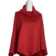 Kvalitní hřejivé pončo s viskózou najdete u české značky My pled za 4200 Kč