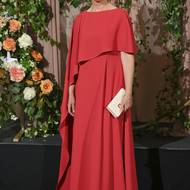 Červen 2023. Návrhářka a koordinátorka garderoby první dámy Lenka Bernardes se postarala o návrh nádherných asymetrických šatů, které paní Pavlová vynesla na charitativní večer Nadačního fondu Happy Hearts