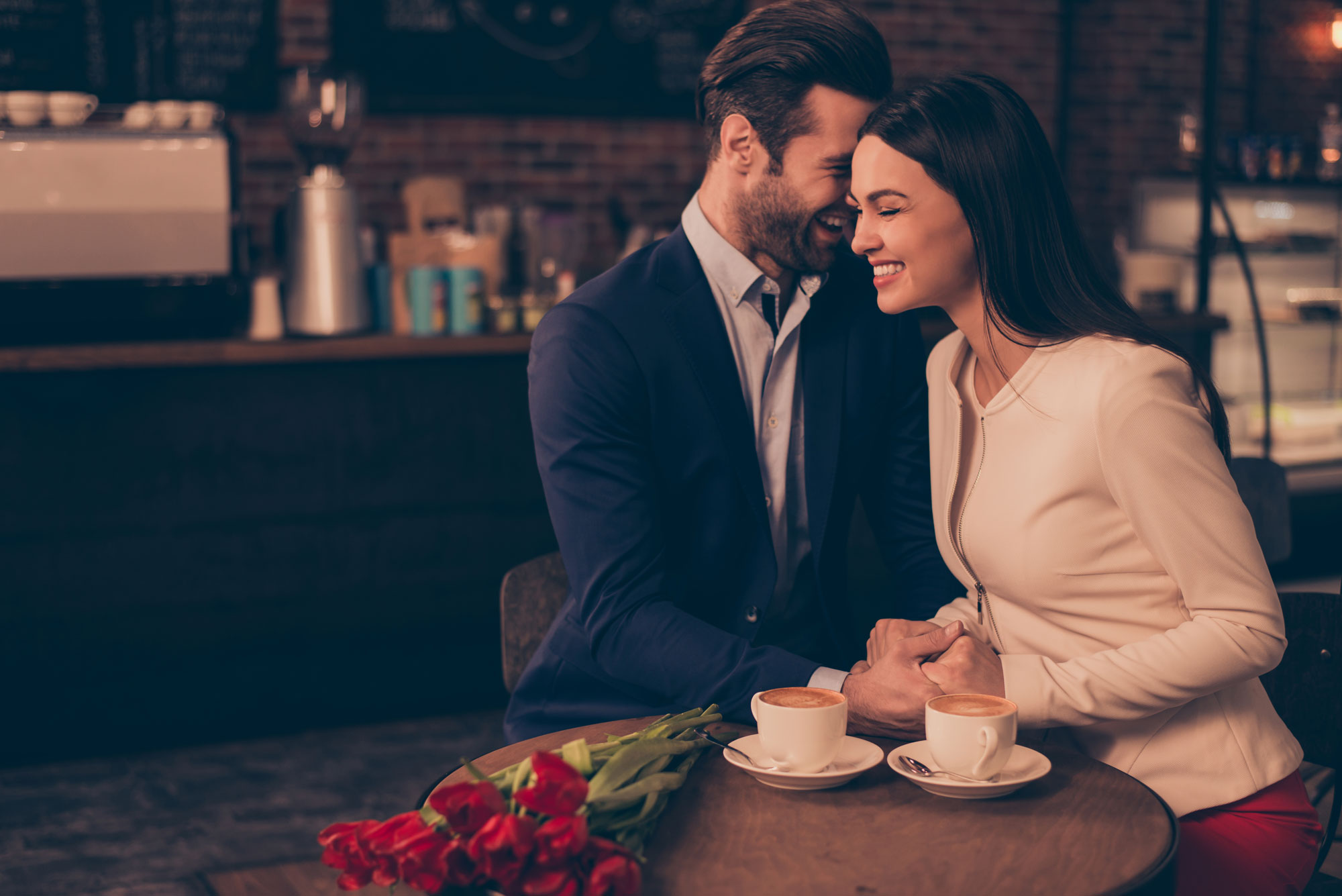 Rande, vztahy, romantika Lto se bl a nikdy to cheat, podvdt, to desire, touit. dating, chozen, to ask someone out, pozvat nkoho na rande. marriage Dating (chodit s nkm) - Jazykov kola LITE
