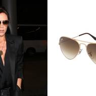 Pilotky asi proslavil Tom Cruise ve snímku Top Gun z roku 1986. Přestože jsou to brýle určené pilotům, oblíbily si je i ženy a nosí je desítky let. Snímek je z roku 2015, ale ostudu by si s těmito brýlemi neudělala ani dnes. Značka Ray-Ban je sázka na jistotu, tyhle seženete v e-shopu Alensa za 2 409 Kč