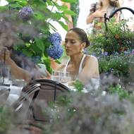 Jennifer Lopez si ráda v létě zajde do luxusních restaurací