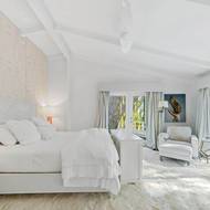 Také vás u koberce v hlavní ložnici napadá otázka: Jak se to luxuje?