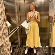 Kelly Rutherford na své oblíbené fotolokaci – ve výtahu