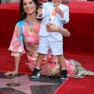 Když byla v roce 2019 odhalena hvězda Lucy Liu na chodníku slávy, nemohl u toho nejdůležitější muž jejího života - syn Rockwell Lloyd Liu chybět