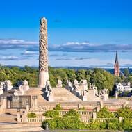 Dominantou Vigeland Parku je monolit spletitých lidských těl