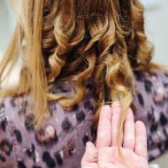 Konečky nechte jen maličko zvlněné