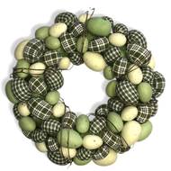 Velký jarní věnec o průměru 47 cm zdobený vajíčky se hodí na velké stoly. Případně i tento můžete zavěsit na dveře, alza.cz, 999 Kč