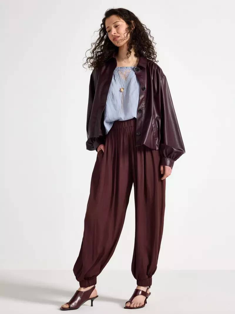 Saténové kalhoty Lindex, 1 199 Kč