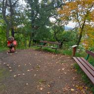 V teplickém parku potkáte třeba i vodníka, kašpárka nebo Zlatovlásku.