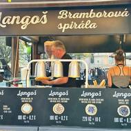 Langoše na Staroměstském náměstí