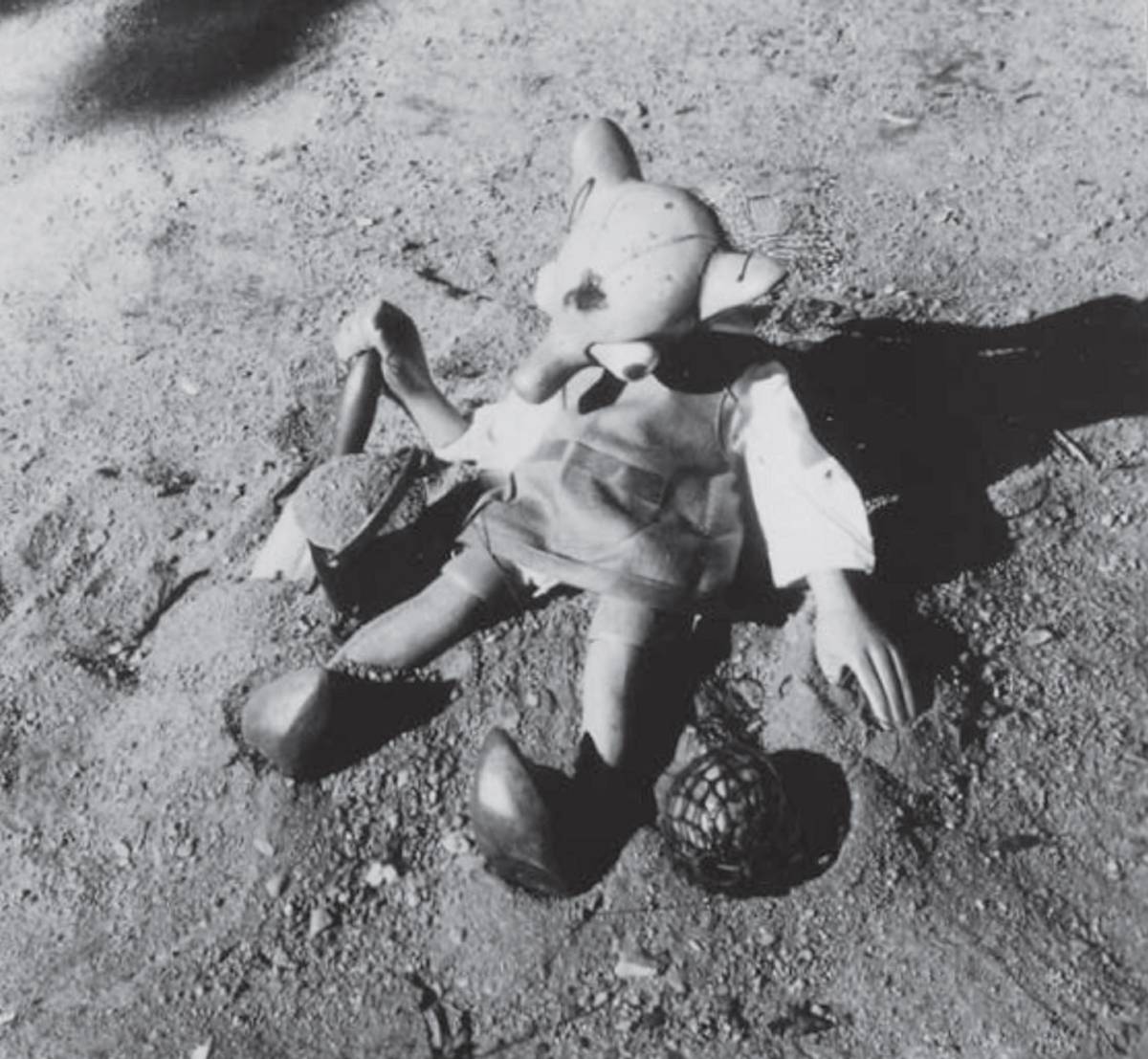 Hurvínek ještě s dlouhým nosíkem, který mu byl později upraven