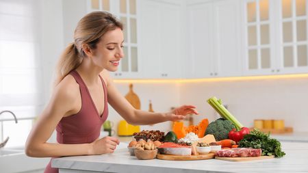 Kdo by se měl vyhnout masu a komu vadí pečivo aneb Jak funguje dieta podle krevních skupin