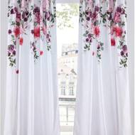 Souprava dvou závěsů (225 × 140 cm) s romantickým květinovým designem vám zlepší náladu, bonprix.cz, 1 298 Kč