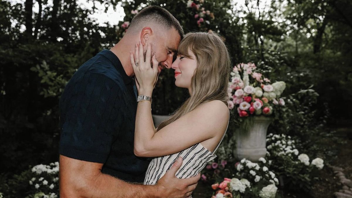 Taylor & Selena: Engagement & Wedding News